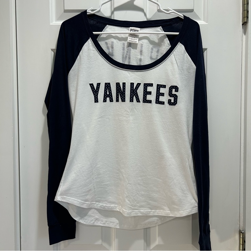 VS Pink New York Yankees Long Sleeve Shirt - Size Large